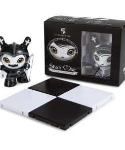 Shah Mat Chess Dunny Series By Kidrobot Kidrobot Blind Boxes